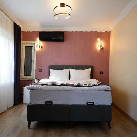 The Galata 4*